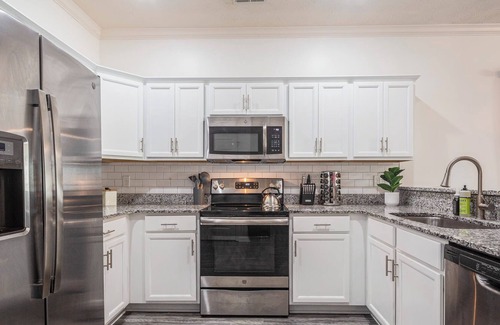 Jeffersonville House | The Parklands Hot Tub Retreat