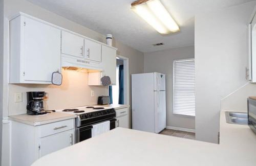Columbus House | The Parkside Townhome Updated, Smoking Allowed