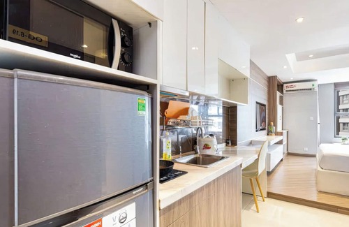 Phu Nhuan Condo | The Parkview - Very Close TSN Airport