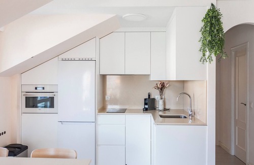 Noja Apartment | THE PARROTS OF CILLA