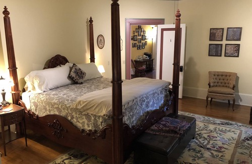 Grand Rapids Bed & Breakfast | The Parsonage Inn