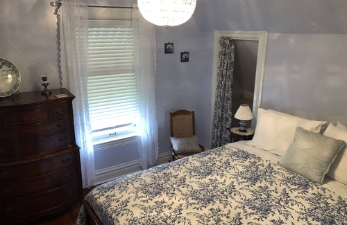 Grand Rapids Bed & Breakfast | The Parsonage Inn