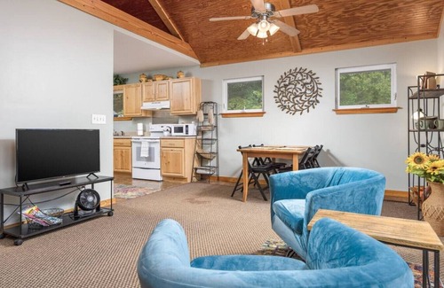 Wildwood House | The Peaceful Perch One Bed home on an organic farm
