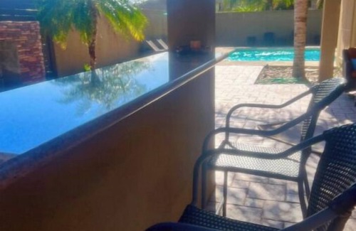 Brownsville House | The Peaceful Woods-Entire House w/Poolnn