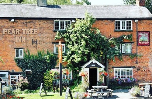 Hook Norton Hotel | The Pear Tree Inn
