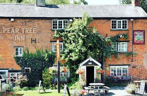 Hook Norton Hotel | The Pear Tree Inn