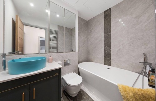 Kilburn Apartment | The Pearl: A 5-Star Boutique Escape in Hampstead