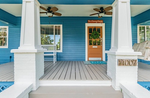 Dade City House | The Penny House - Newly Updated 1925 Bungalow - Downtown Location! Event Ready!