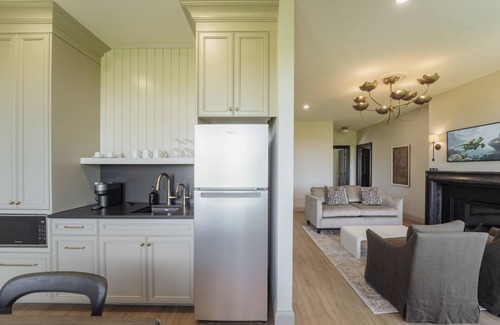 St. Mary's Apartment | The Penrose Suites