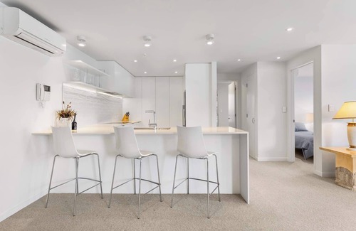 Mount Maunganui Apartment | The Penthouse Pad