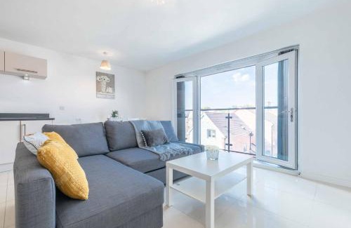 Langley Marish Apartment | The Penthouse @ Waterside Grange