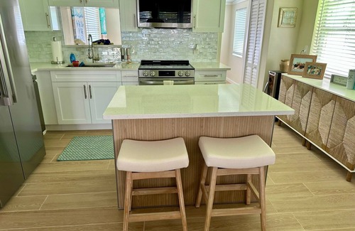 Anna Maria House | The Perfect Beach Home! Best Location; Steps to the Beach, Shopping and Dining!