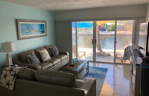 Marathon Condo | The perfect Keys getaway located on the water with your boat just feet away