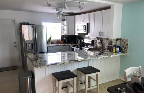 Marathon Condo | The perfect Keys getaway located on the water with your boat just feet away