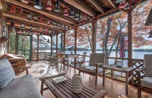 Franklin Cabin | The perfect lakefront cabin close to Acadia National Park