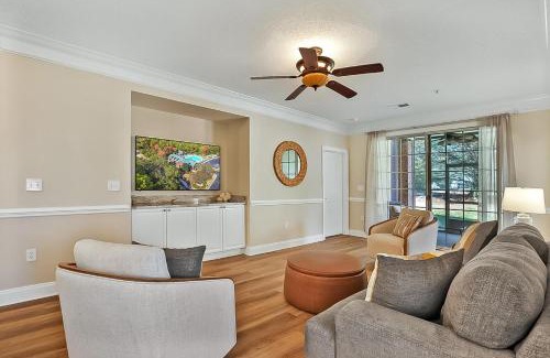 North Myrtle Beach House | The Perfect Pairing: Golf Course Views & Beach Days