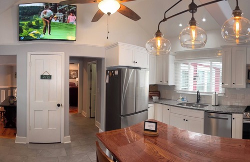 Auburn House | The Perfect Rental, Simply Phenomenal and Relaxing