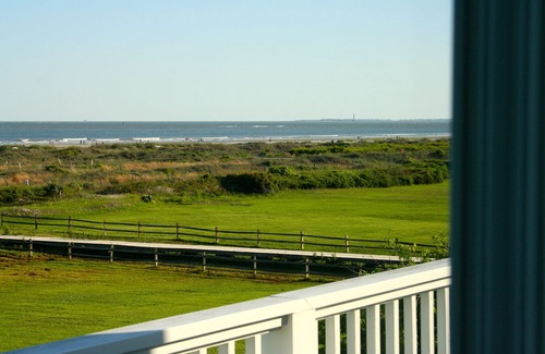 Sullivan's Island Cottage | The Perfect Seaside Cottage To Enjoy The Charmed Life On Sullivan's Island