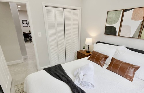 Petworth Apartment | The Petworth Pad 3 bedroom apartment in the Petworth neighborhood of DC