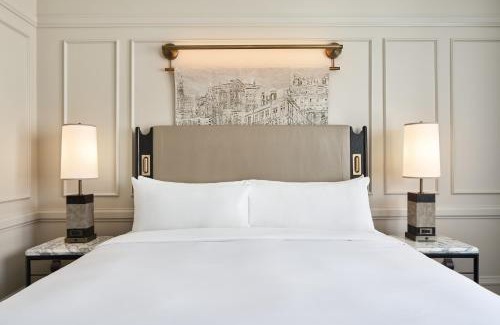 East Town Hotel | The Pfister Hotel