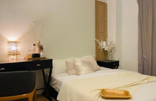 Kuala Lumpur City Centre Bed & Breakfast | The Philea Suite