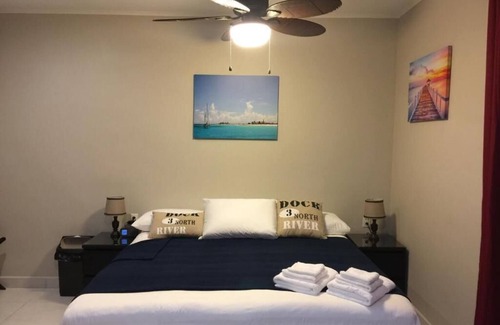 Marie Pampoen Bed & Breakfast | The pier Beach - Studio 4