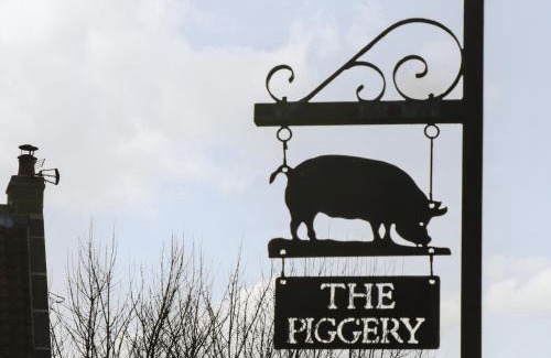 Briggswath House | The Piggery