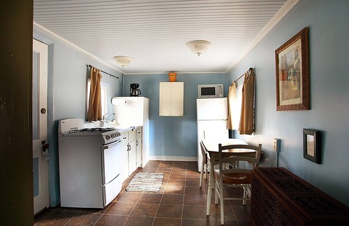 Woodfin Cottage | The Pines Cottages