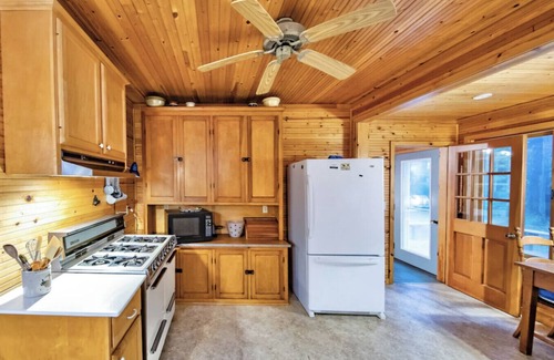 Eagle River House | The Pines of Three Lakes