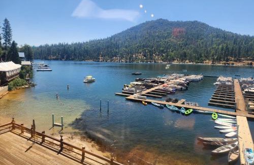 Bass Lake Resort | The Pines Resort & Conference Center