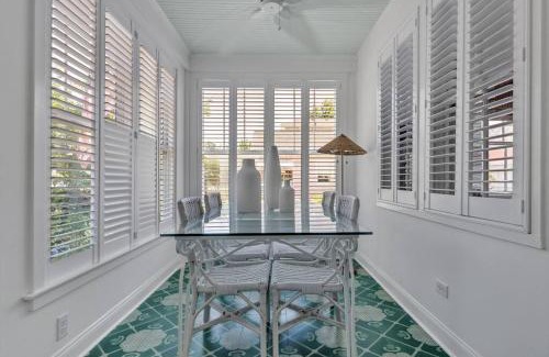 Northeast Virginia Beach House | The Pink House