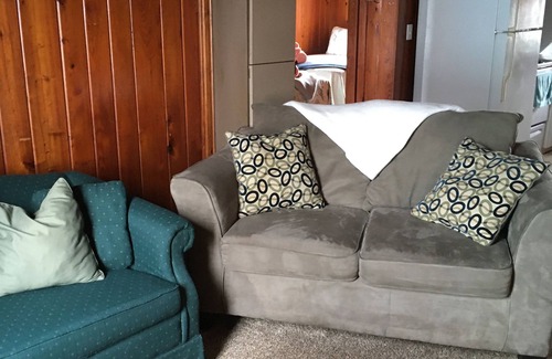 Kitty Hawk House | The Pirates' 2 Bedroom Cottage by RedAwning