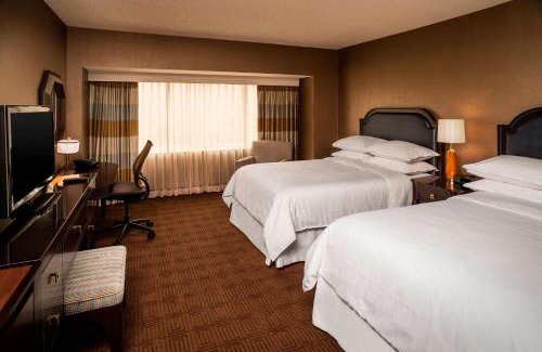 Uptown District Hotel | The Plaza Hotel Columbus at Capitol Square