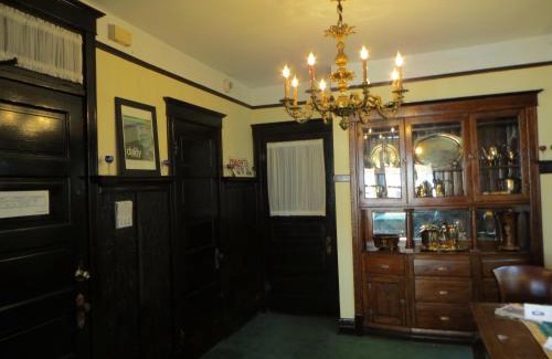 Bridgeport Bed & Breakfast | The Polo Inn Bridgeport U.S.A.