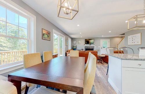 Eidelweiss Village House | The Pond Retreat