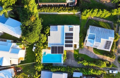 Coolum Beach House | The Pool House