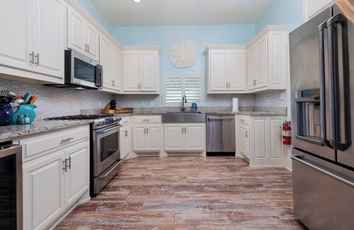 Biloxi House | The Porter House - in the heart of Ocean Springs. Easily walk to downtown!
