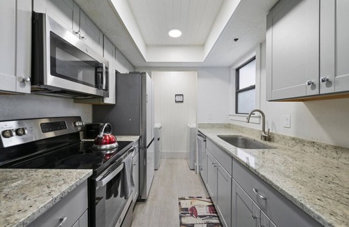 Kimball Junction Condo | The Powderhound: Cozy | Pool & Hot Tub | Shopping