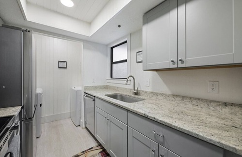 Kimball Junction Condo | The Powderhound: Cozy | Pool & Hot Tub | Shopping