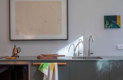 Dunedin City Centre Apartment | The Princes Apartment