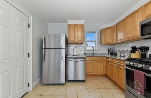 Eagle Hill Apartment | The Princeton Boston - Luxurious Apartment - New - Near Downtown Boston, Airport