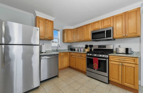 Eagle Hill Apartment | The Princeton Boston - Luxurious Apartment - New - Near Downtown Boston, Airport