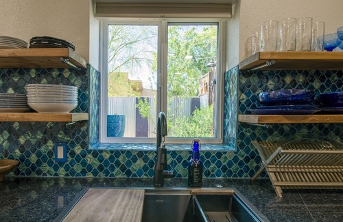 Tucson House | The Purple Coyote Compound - King Beds CAZTUOR2649