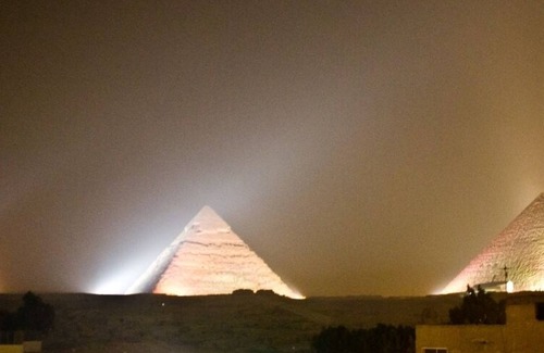Giza Bed & Breakfast | The Pyramids Loft,Breathtaking stay