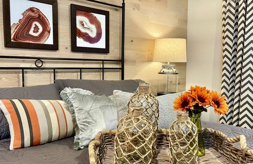Jurupa Valley House | The Quarryside Home