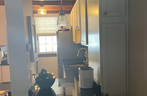 West Hartford Condo | The Quechee Acorn! Cozy 2-bedroom condo near amazing amenities!