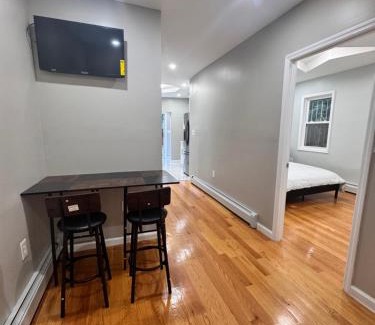 Almont Apartment | The Queens Nest