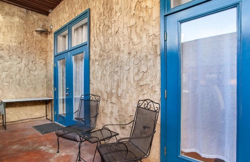 Old City Apartment | The Quiet Old City Hideout