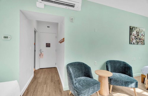 Faubourg Lafayette Hotel | The Quisby Hotel