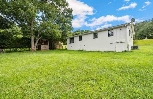 Travelers Rest House | The Rabbit Hole